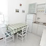 شقة Luiza With Terrace باشْكا