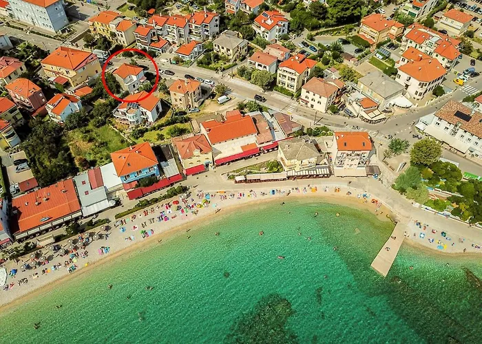 Apartman Luiza With Terrace Baska (Krk)